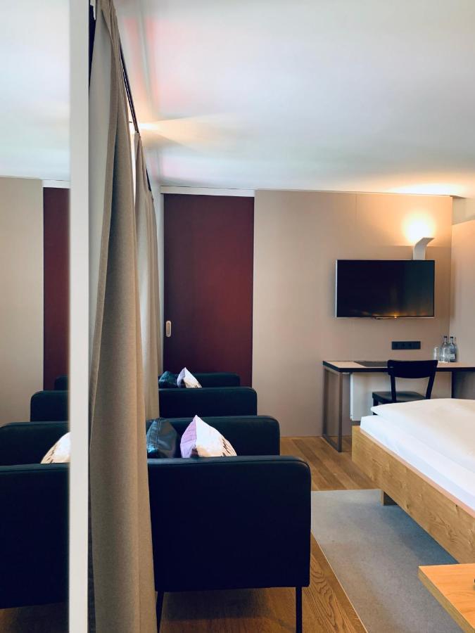 Stadthotel Kachelofen 크룸바흐 외부 사진