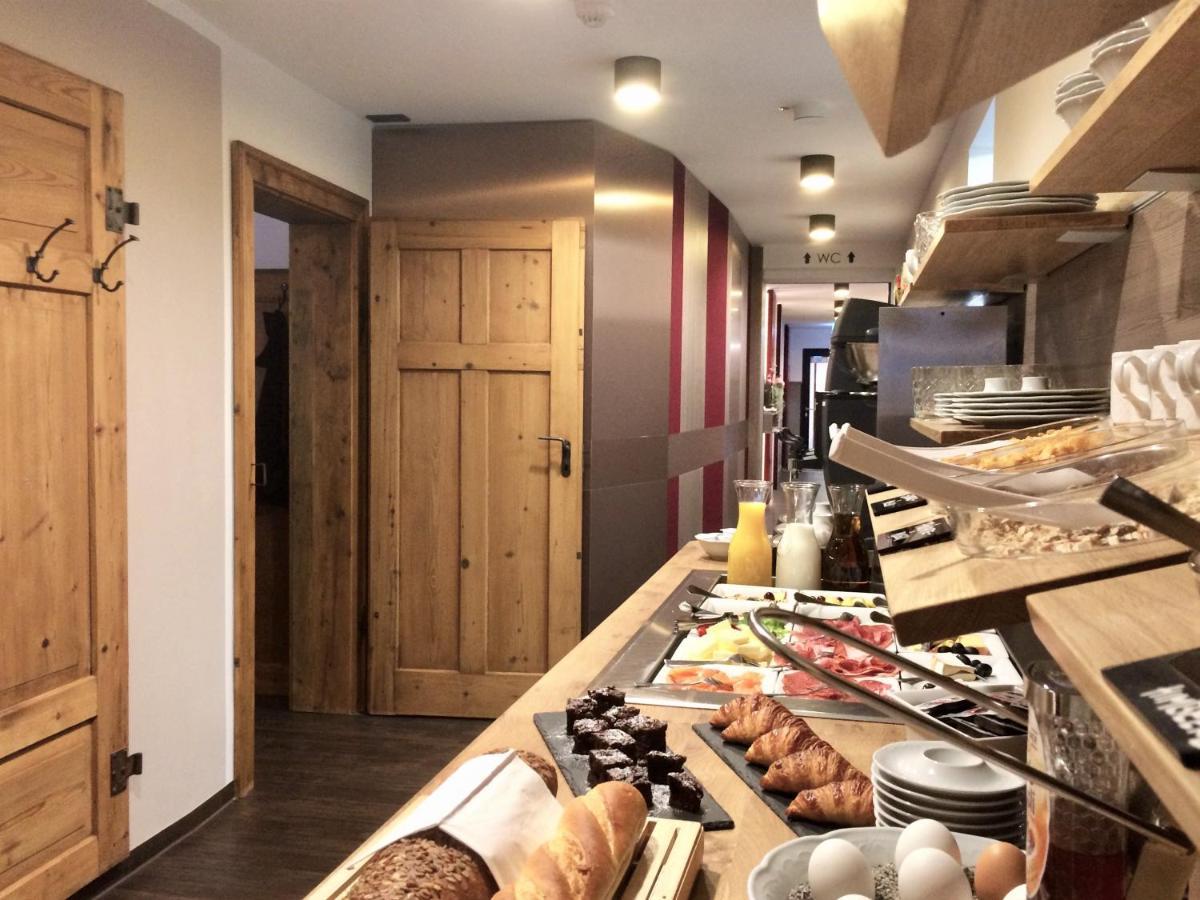 Stadthotel Kachelofen 크룸바흐 외부 사진