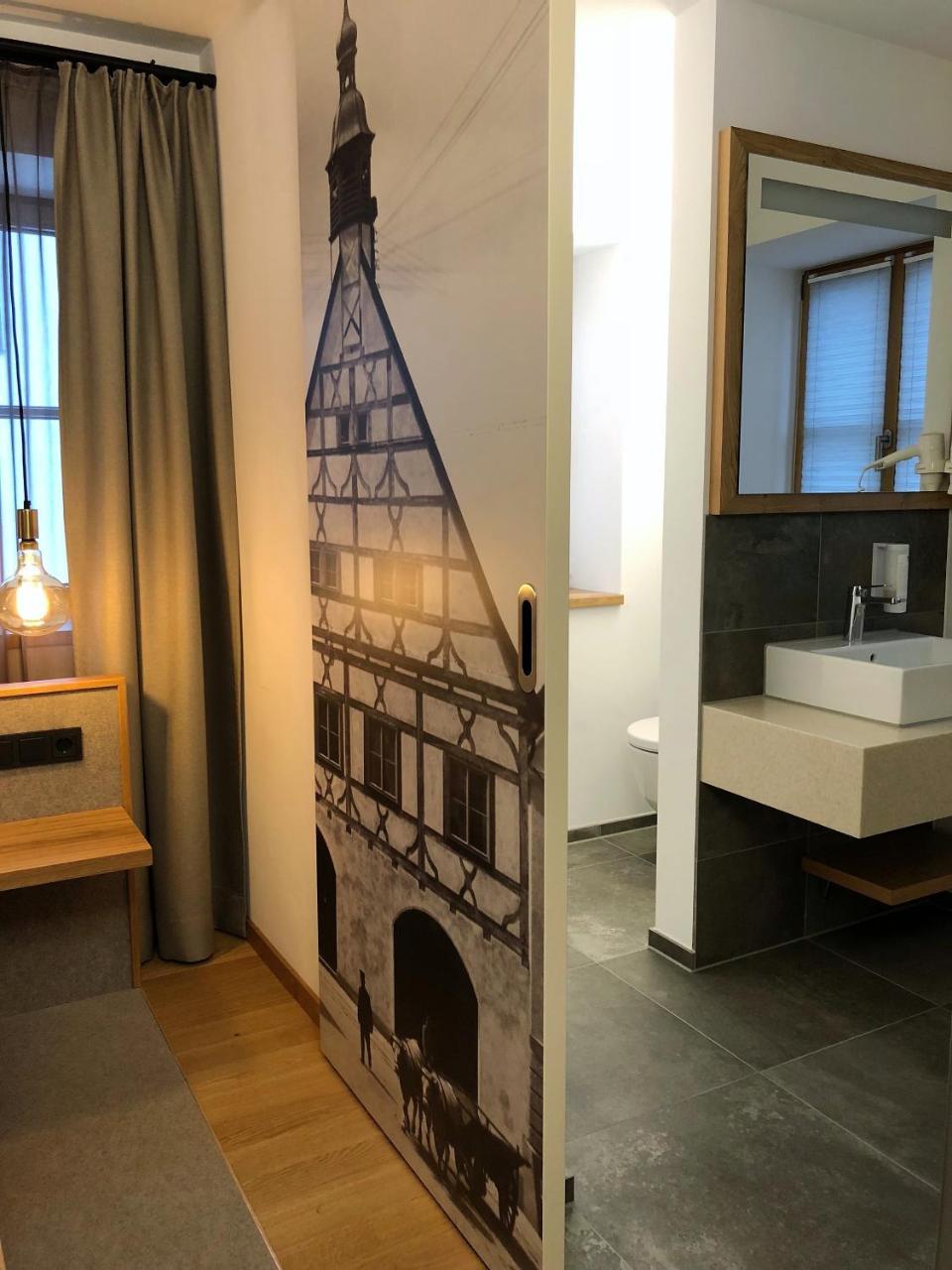 Stadthotel Kachelofen 크룸바흐 외부 사진